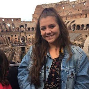 Meet your Posher, Megan